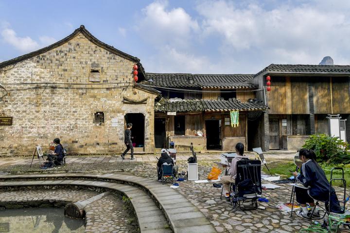 仙居:古村落成寫生基地
